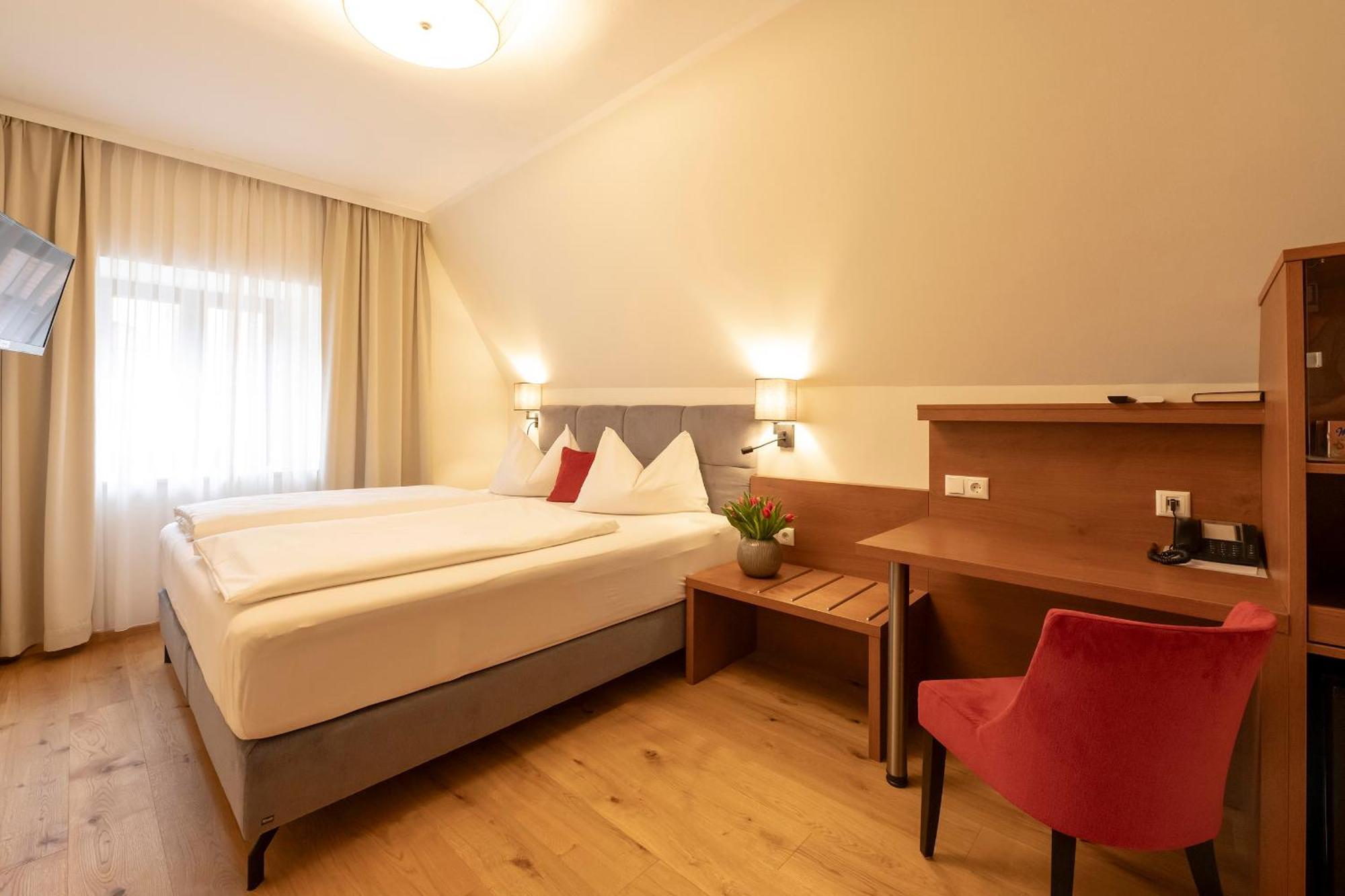 שטייר Hotel Mader מראה חיצוני תמונה