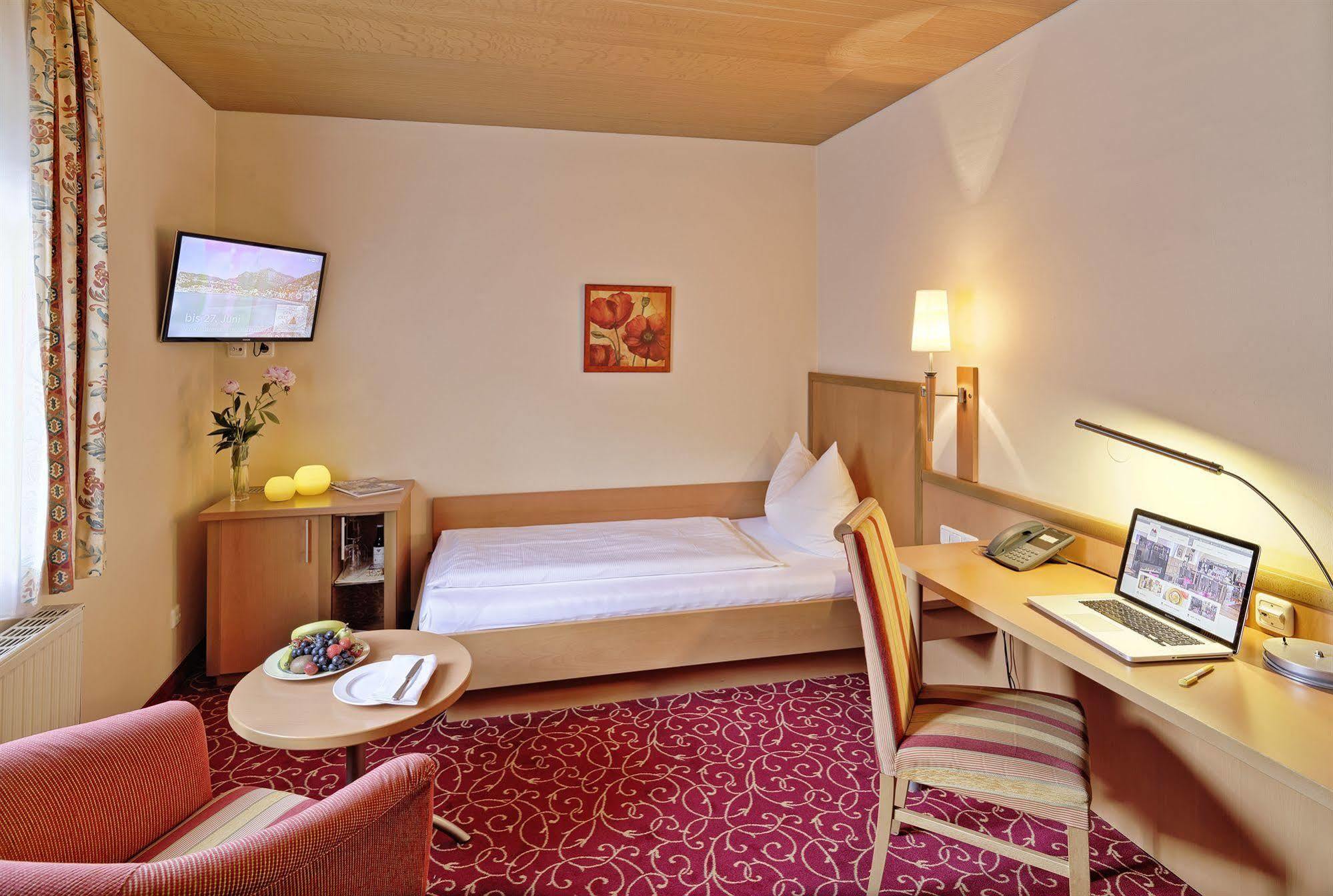שטייר Hotel Mader מראה חיצוני תמונה